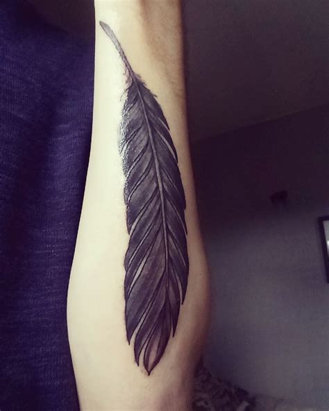 Raven Feather Tattoo | Tattoo Ideas and Inspiration | Feather tattoo, Feather tattoos, Feather ...