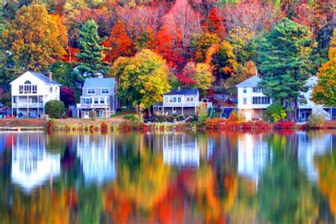 Stunning Pictures of Fall Foliage - Autumn Leaves Photos