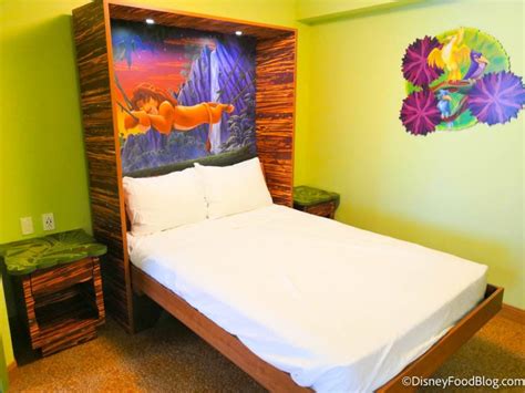 PHOTOS! Tour a Lion King FAMILY SUITE at Disney's Art of Animation Resort! | the disney food blog