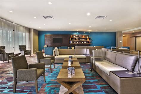 COURTYARD BY MARRIOTT GULFPORT BEACHFRONT $134 ($̶1̶5̶0̶) - Updated ...