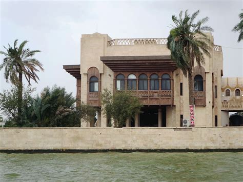 Saddam Hussein's Palace | Saddam Hussein's former palace fac… | Flickr