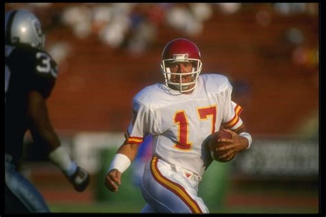Details about NFL Starting Lineup Elvis Grbac Kansas City Chiefs Football 1997 Sports Figure ...