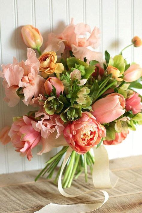 39 Fresh Spring Wedding Bouquets | Spring flower arrangements ...