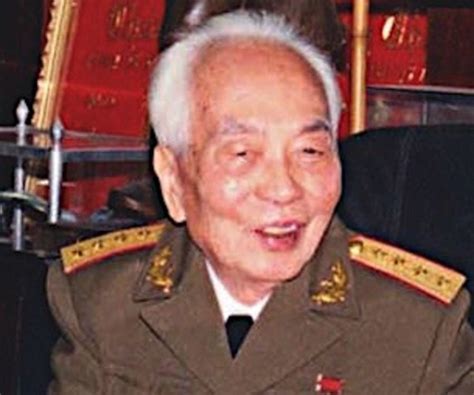 Võ Nguyên Giáp Biography – Facts, Childhood, Life History, Achievements