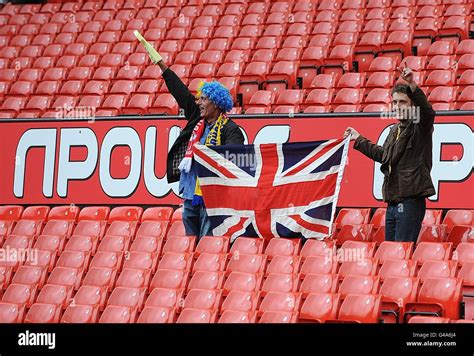 Torquay united fans in stands hi-res stock photography and images - Alamy