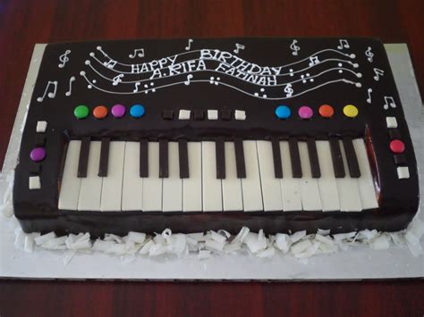 Keyboard cake Cake Delivery from Madurai Best Bakery Freshcreamz.