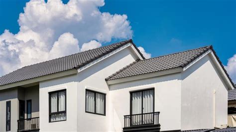 Does Homeowners Insurance Cover Roof Replacement? – Forbes Advisor