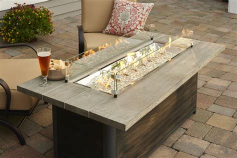 The Outdoor GreatRoom Company Cedar Ridge Gas Fire Pit Table & Reviews ...