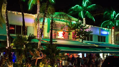 Mango's Tropical Café | Nightlife in South Beach, Miami