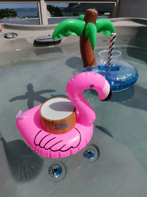 Floating Cup Holder - Pool Water Specialists