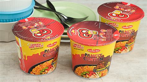 This NEW Pancit Canton Flavor Is Both Spicy And Cheesy!