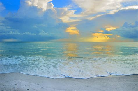 Naples Florida Beach | A photo I shot back in Summer 2010 as… | Flickr