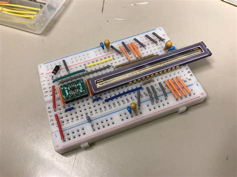 ilx508 Linear CCD Breadboard Prototyping – Yichi Yang