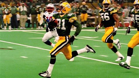 Desmond Howard Super Bowl Kickoff Return Touchdown (1996) - YouTube