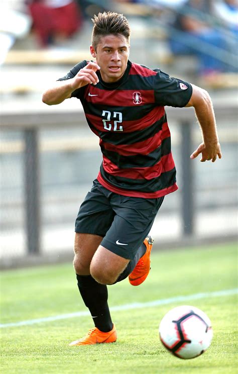 Stanford’s 3-time defending national soccer champs open chase for No. 4