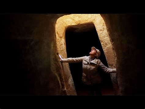 Cleopatra's Lost Tomb | DocumentaryTube