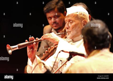 Ustad Bismillah Khan Stock Photo - Alamy