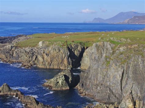 Achill Island | How to get there, day trips, best places to stay & eat