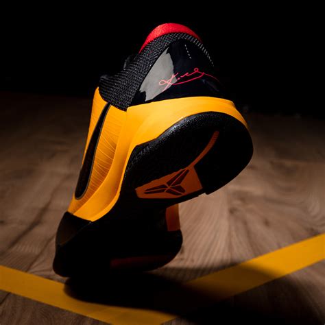 Nike Kobe 5 Protro Bruce Lee CD4991-700 Release Reminder | SneakerNews.com