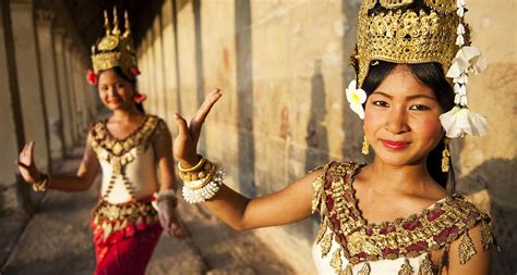 Cambodia People: Khmer Culture, Entertainment & Traditions