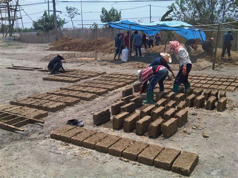 Adobe Bricks - Bamboo Earth Architecture - Chiangmai Life Construction