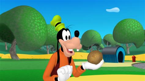 Goofy's Coconutty Monkey - Mickey Mouse Clubhouse (Season 2, Episode 34) | Apple TV