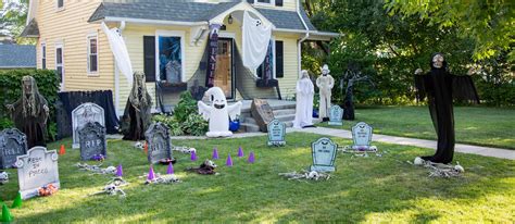 Halloween Candy Graveyard Ideas | Fun365