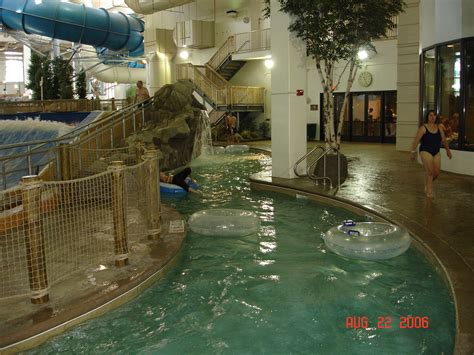 File:Lazy River at Water Park of America.JPG - Wikipedia