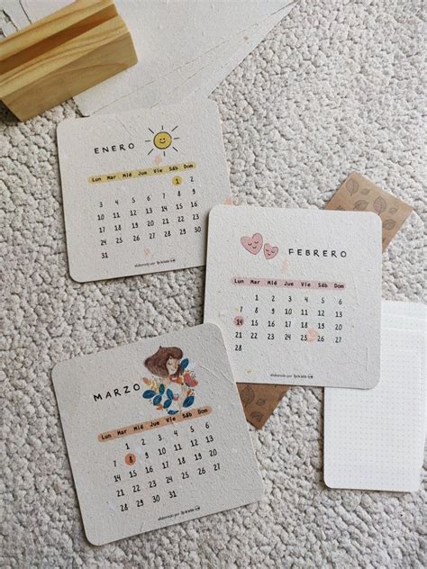 Mini Desk Calendar, Custom Calendar, Diy Calendar, Snoopy Drawing, Flower Background Images ...