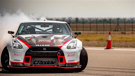 Nissan sets drifting record with GT-R Nismo--update