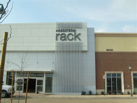 Nordstrom Rack - Metal Design Systems