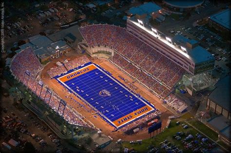 Bronco Stadium! | Boise state football, Boise state university, Boise state