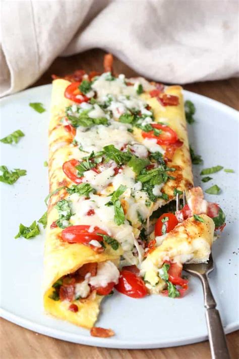 Bacon Spinach Omelette Recipe - Valentina's Corner