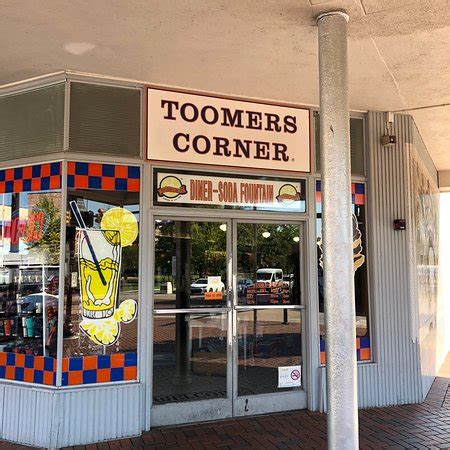 Toomer's Corner (Auburn) - 2019 All You Need to Know BEFORE You Go (with Photos) - TripAdvisor