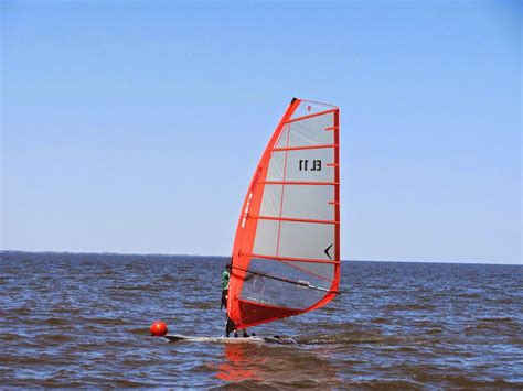 EL-11 Windsurfing: New Severne Raceboard sail