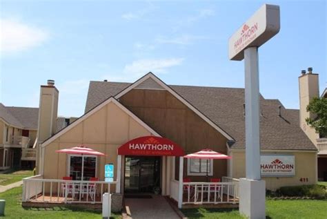 Hawthorn Suites by Wyndham Wichita East | Wichita, KS Hotels