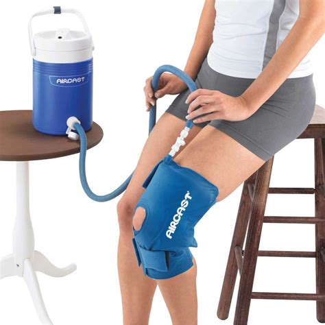 Aircast Cryo Cuff Cold Compression Therapy System (Knee + Pump) | Herculife.com