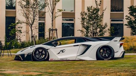 Lamborghini Aventador with Liberty Walk GT EVO body kit is limited to 20 examples - GearOpen.com