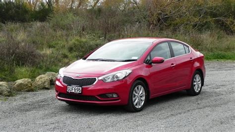 Kia Cerato 2013 new car review | AA New Zealand