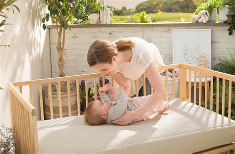 Amazon.com : Naturepedic Organic Crib Mattress, 2-Stage Natural ...