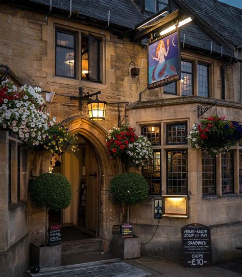 ~The Mermaid Inn at Burford in the Oxfordshire Cotswolds~ heard it‘s a ...