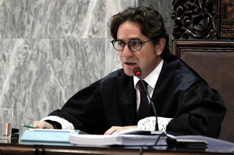 El CGPJ retira la condición de juez a Salvador Alba, condenado por ...