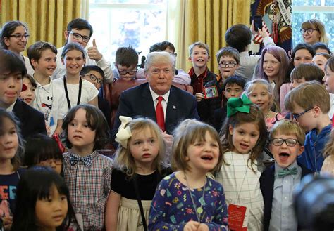 Trump Hosts White House Press Corps' Kids on 'Take Your Child to Work Day'