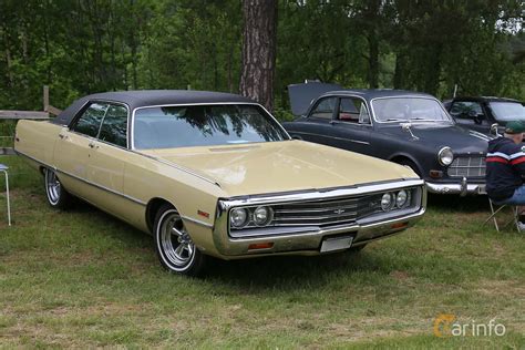 Front/Side of Chrysler Newport Custom 4-door Hardtop 6.3 V8 TorqueFlite ...