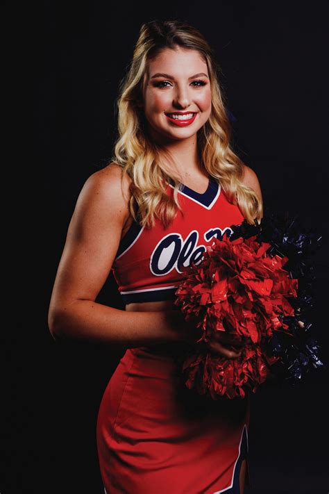 Ole Miss Cheerleaders 2021 - Ole Miss Mississippi State Picked To Host ...