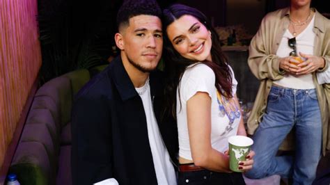 Devin Booker Dating History: Kendall Jenner & Jordyn Woods – Hollywood Life