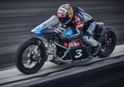 This 254 mph (408 km/h) electric motorcycle just set 11 new world records | Electrek