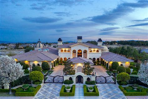 Home of casino heir Ted Binion back on the market — PHOTOS | Las Vegas ...