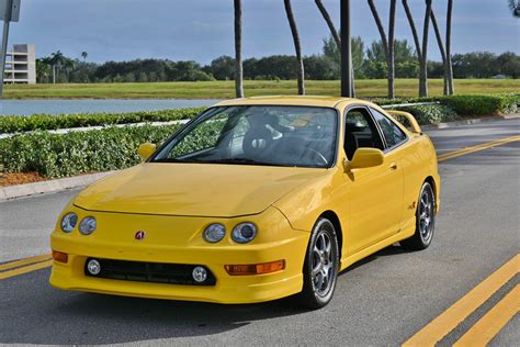 2001 Acura Integra Type R Rare Phoenix Yellow / Original Paint / 100 % ...