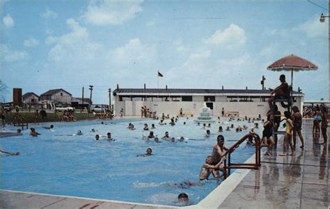 Municipal Swimming Pool Kenton, OH Postcard